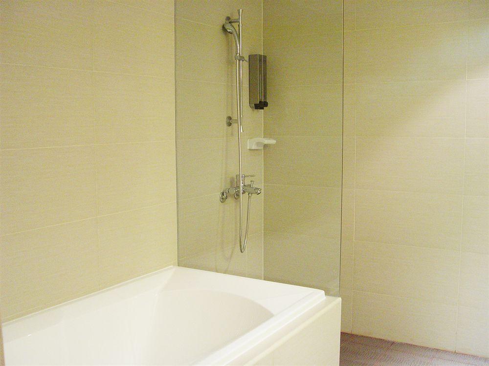 The Riverside Hotel Esthetics Гаосюн Экстерьер фото